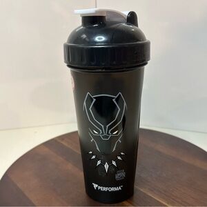 Performa Black Panther Shaker